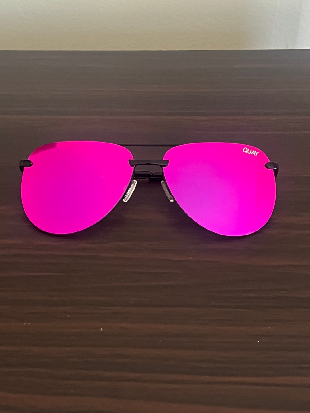 Quay Australia Pink Mirrored Aviator Sunglasses - Picture 3 of 6